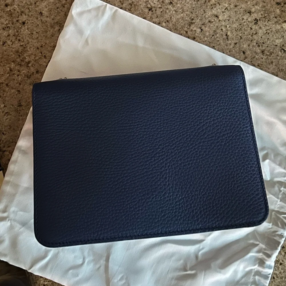Authentic Gucci Handbag - Picture 6 of 15